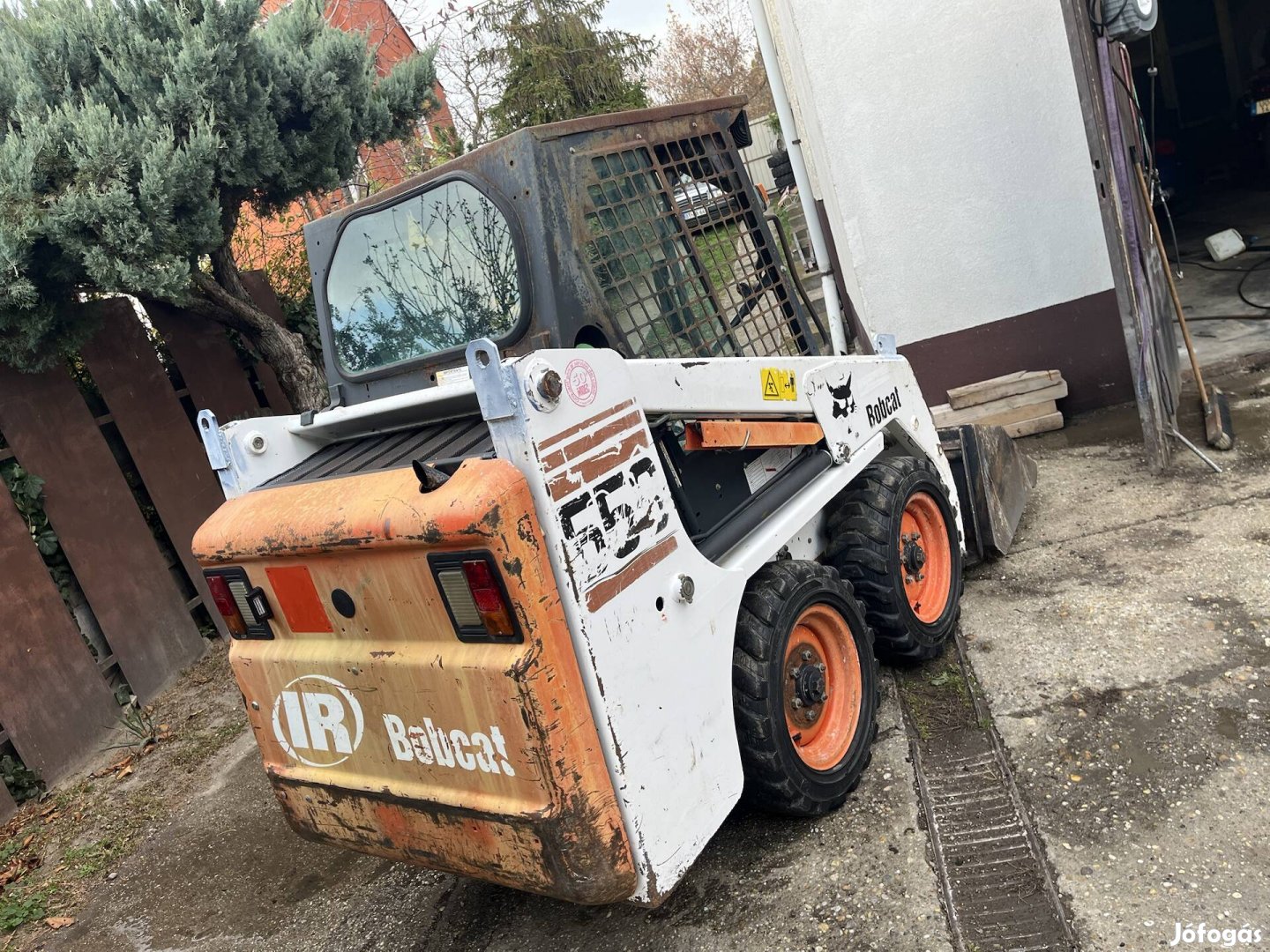 Bobcat 553 homlokrakodo