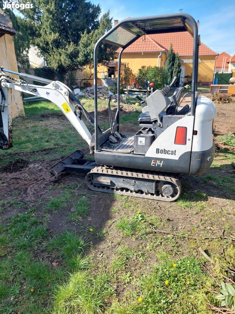 Bobcat E14 Minikotró eladó