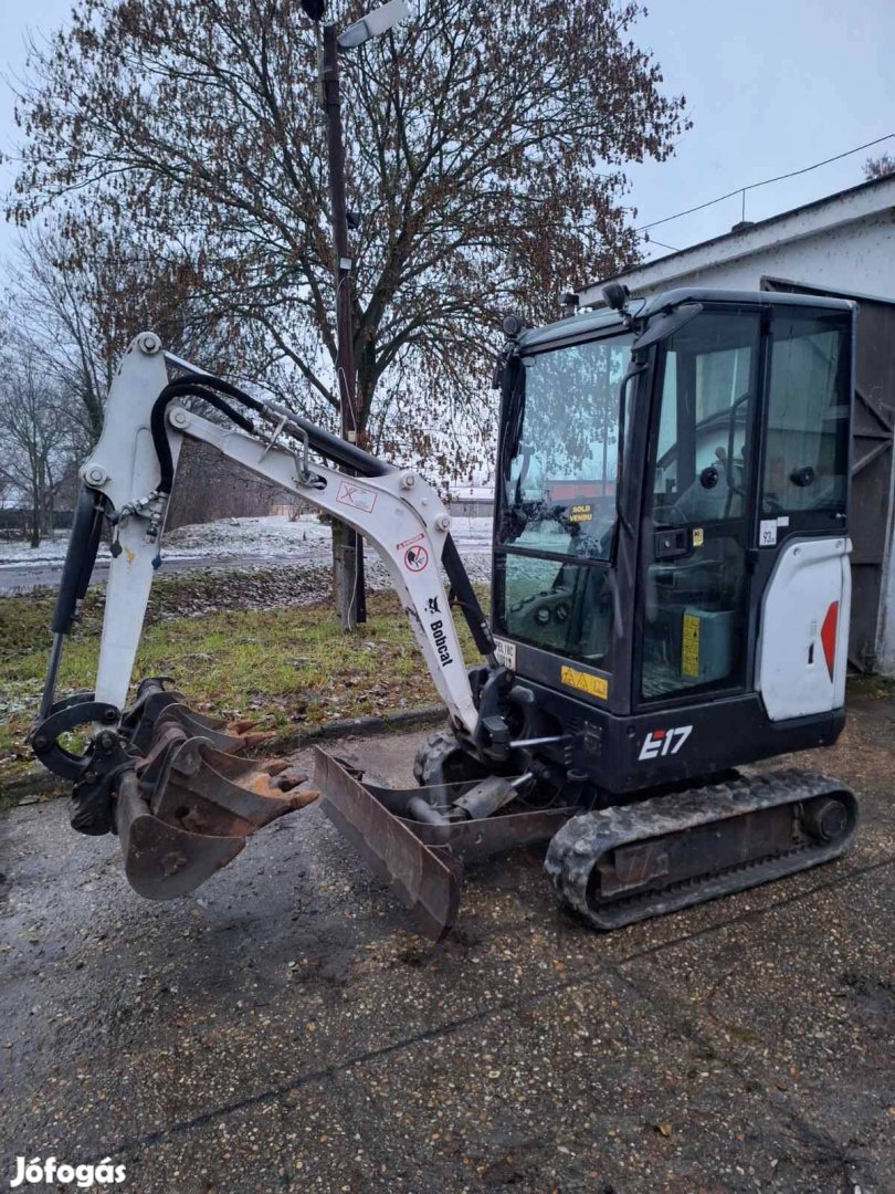 Bobcat E17 gumiláncos kotro