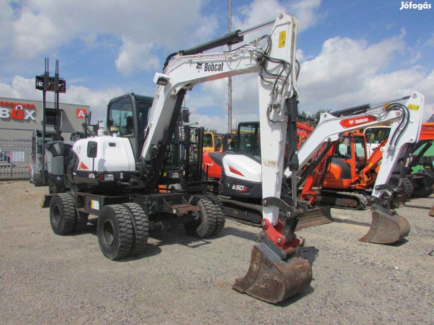 Bobcat E57 W / 2494 üzemóra / Lízing 20%-tól