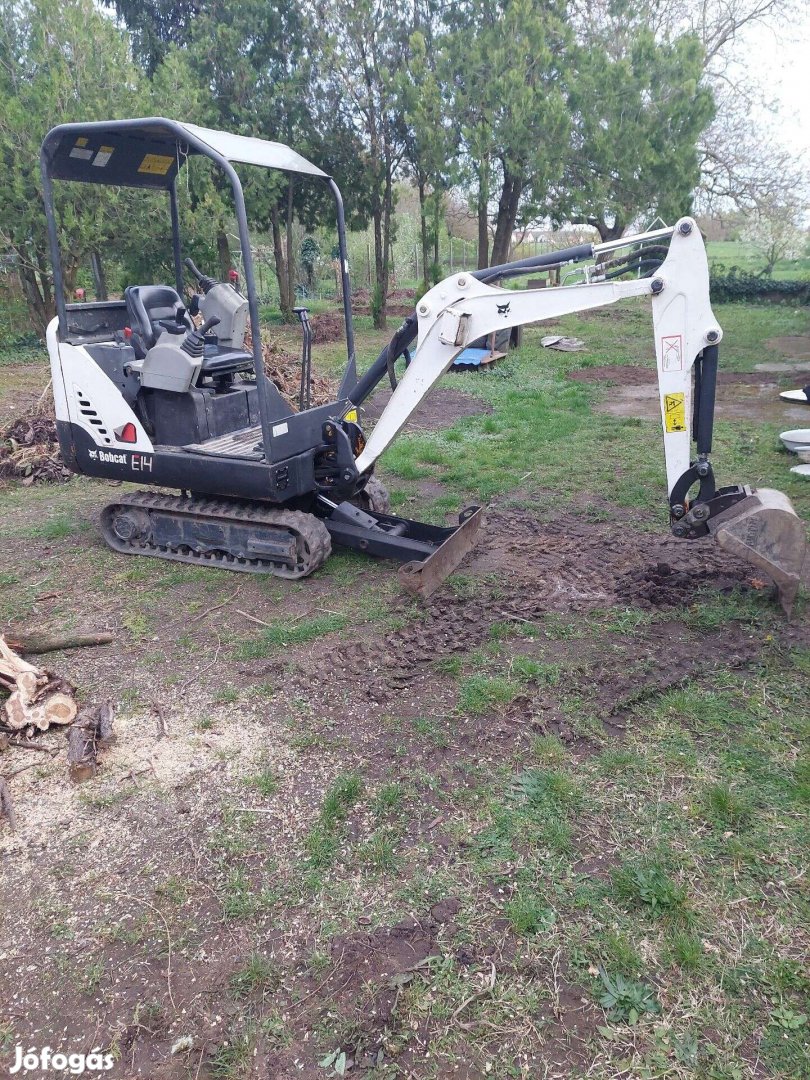 Bobcat E-14 minikotró eladó