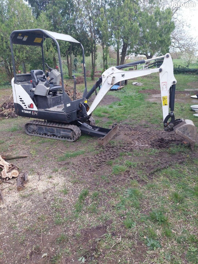 Bobcat E-14 minikotró eladó