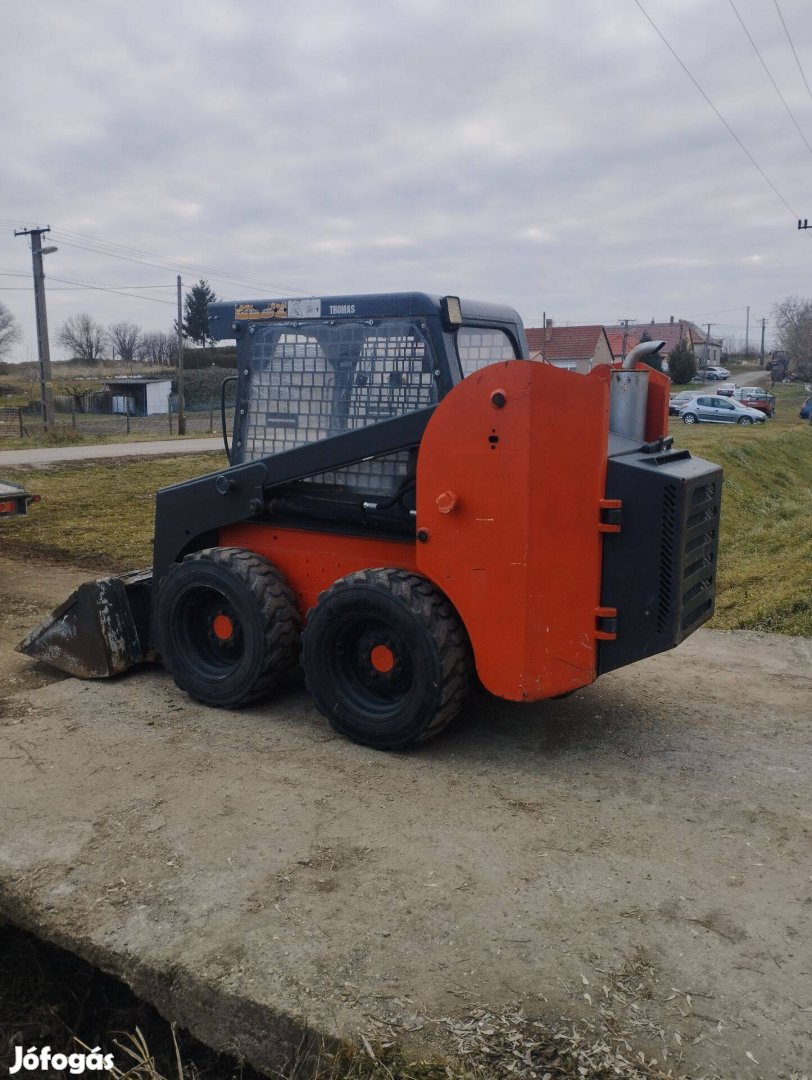 Bobcat Thomas 153S homlokrakodó