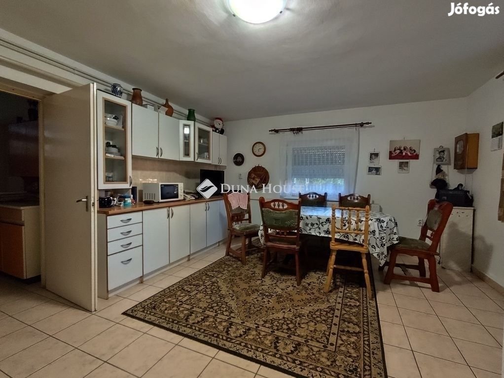 Bodajki eladó 160 nm-es ház