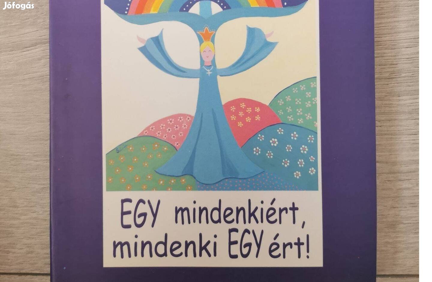 Bodnár Erika Színia: Egy mindenkiért, mindenki egyért, új könyv!