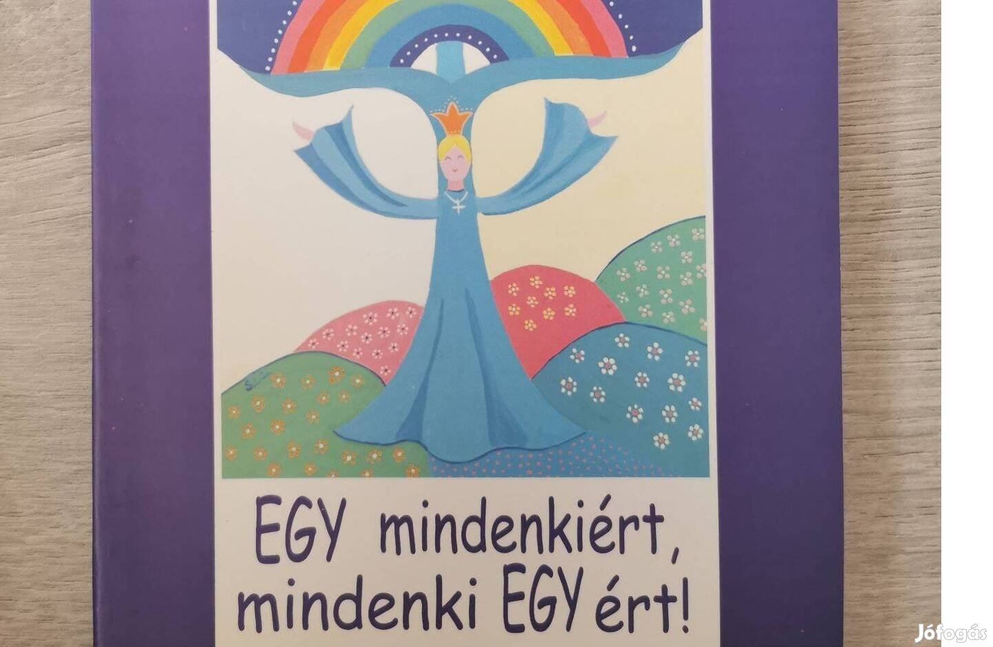 Bodnár Erika Színia - Egy mindenkiért, mindenki egyért, új könyv!