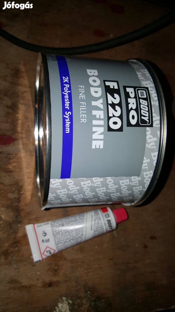 Body Fine 220-as filler, autó gitt