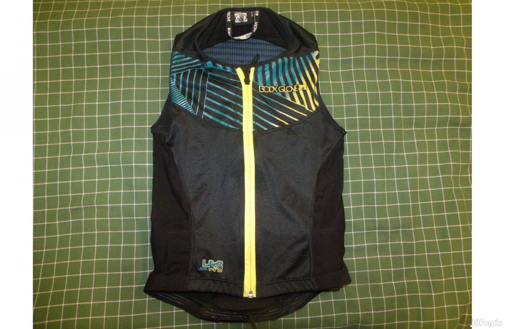 Body Glove gyerek 8/10 motoros gerincprotektor protektormellény