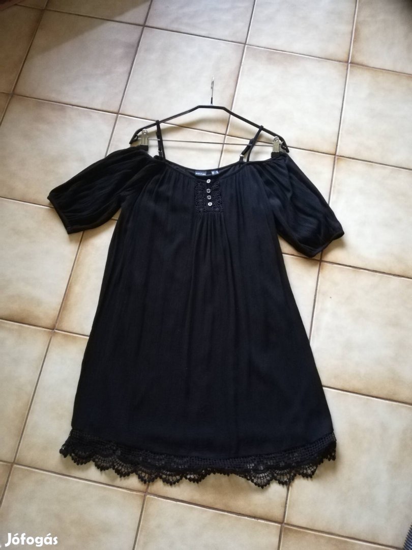 Bodyflirt csipkés ruha M es 
