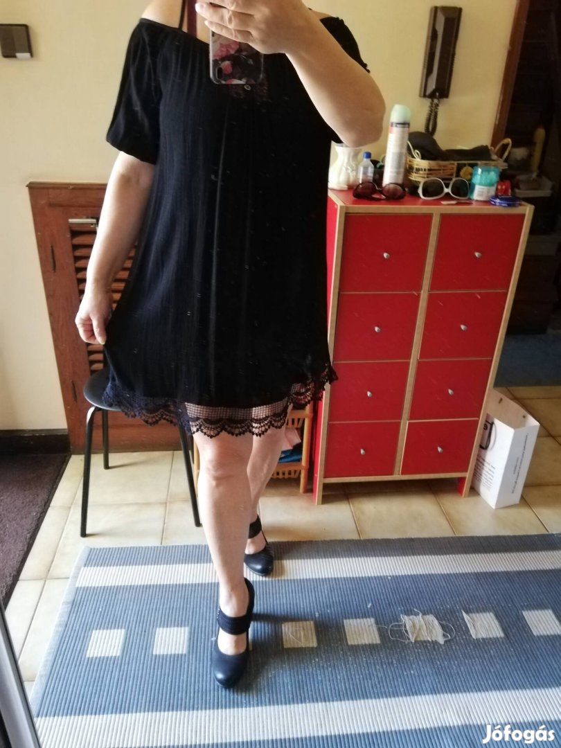Bodyflirt fekete csipkés ruha M 