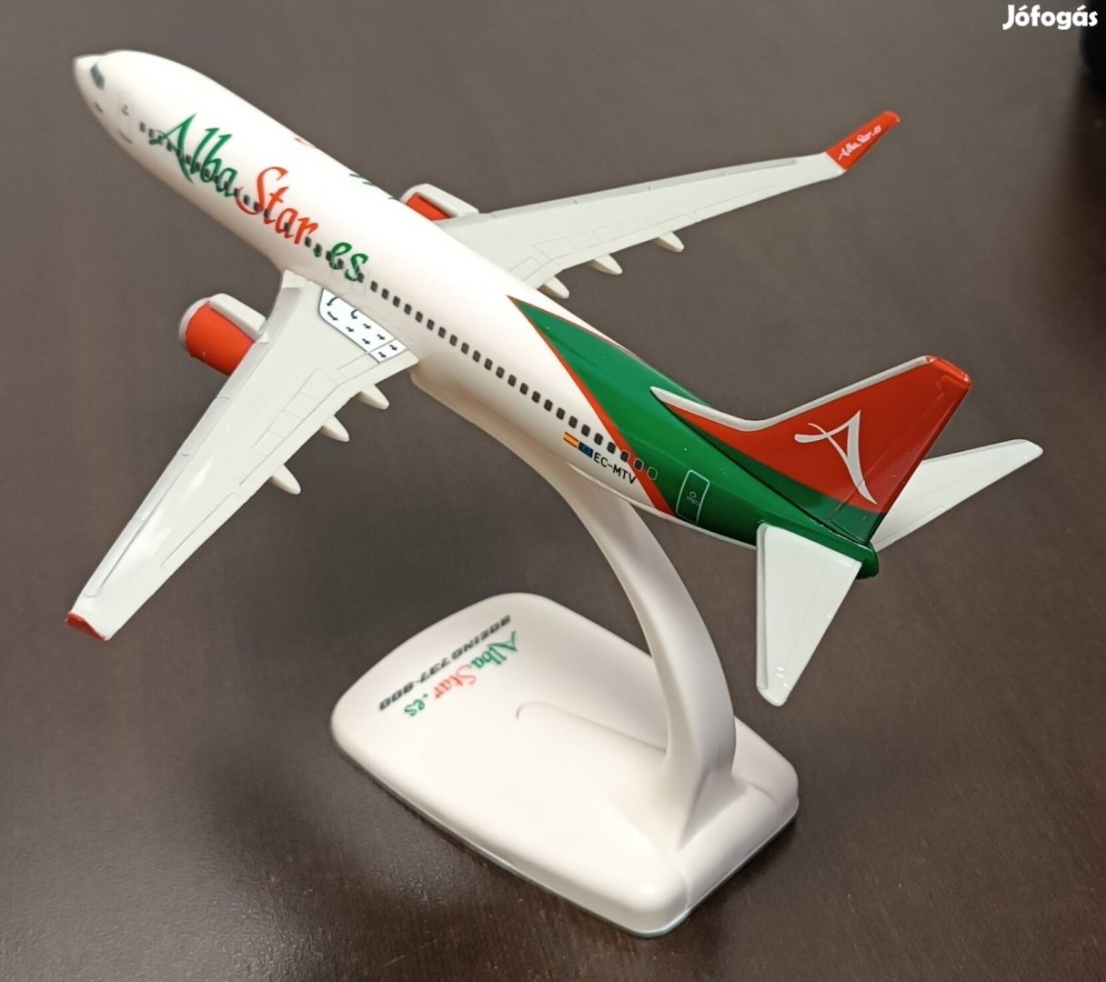 Boeing 737-800 Alba Star repülőgép modell 1:200