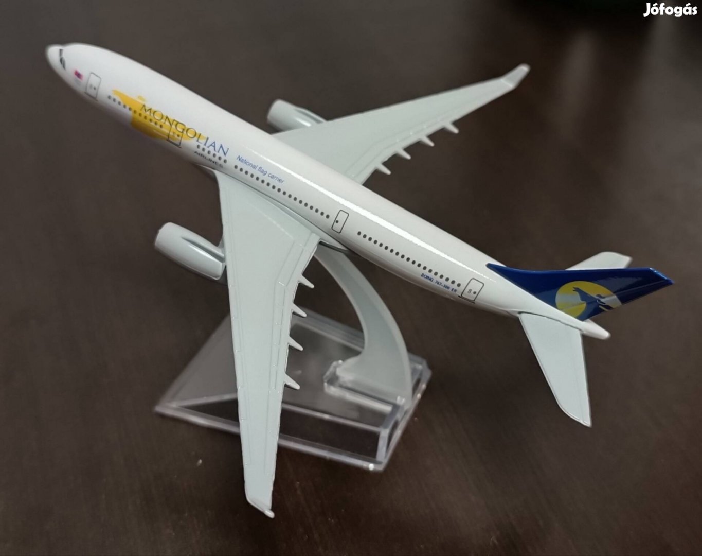 Boeing 767 Mongolian Airlines repülőgép modell
