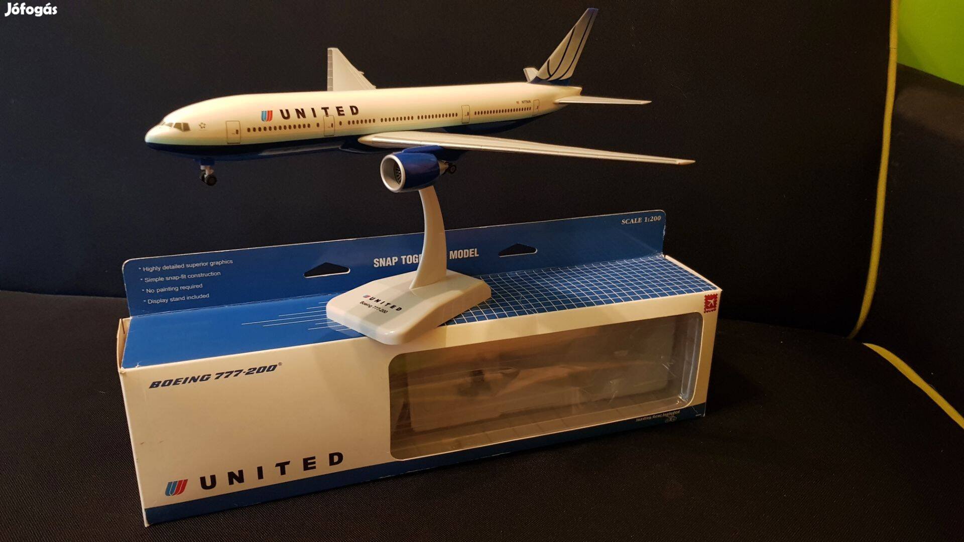 Boeing 777/200 repülőgép modell 1:200