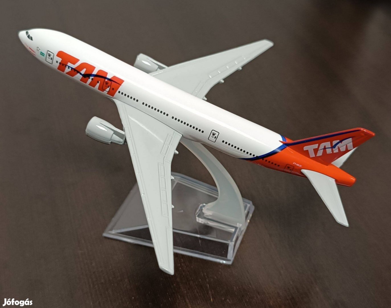 Boeing 777 TAM repülőgép modell