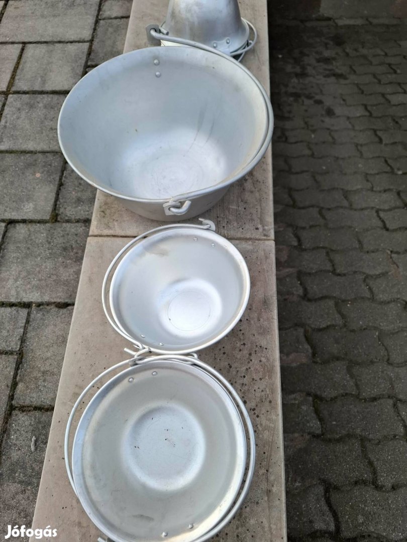 Bogrács készlet eladó