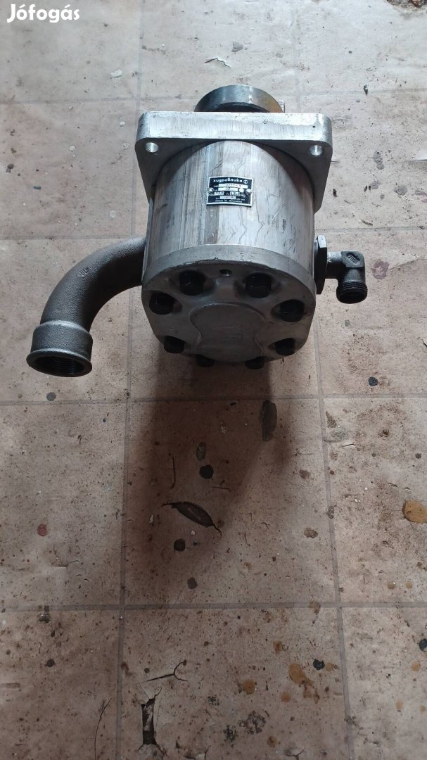 Bolgár A170XT hidraulika szivattyú 