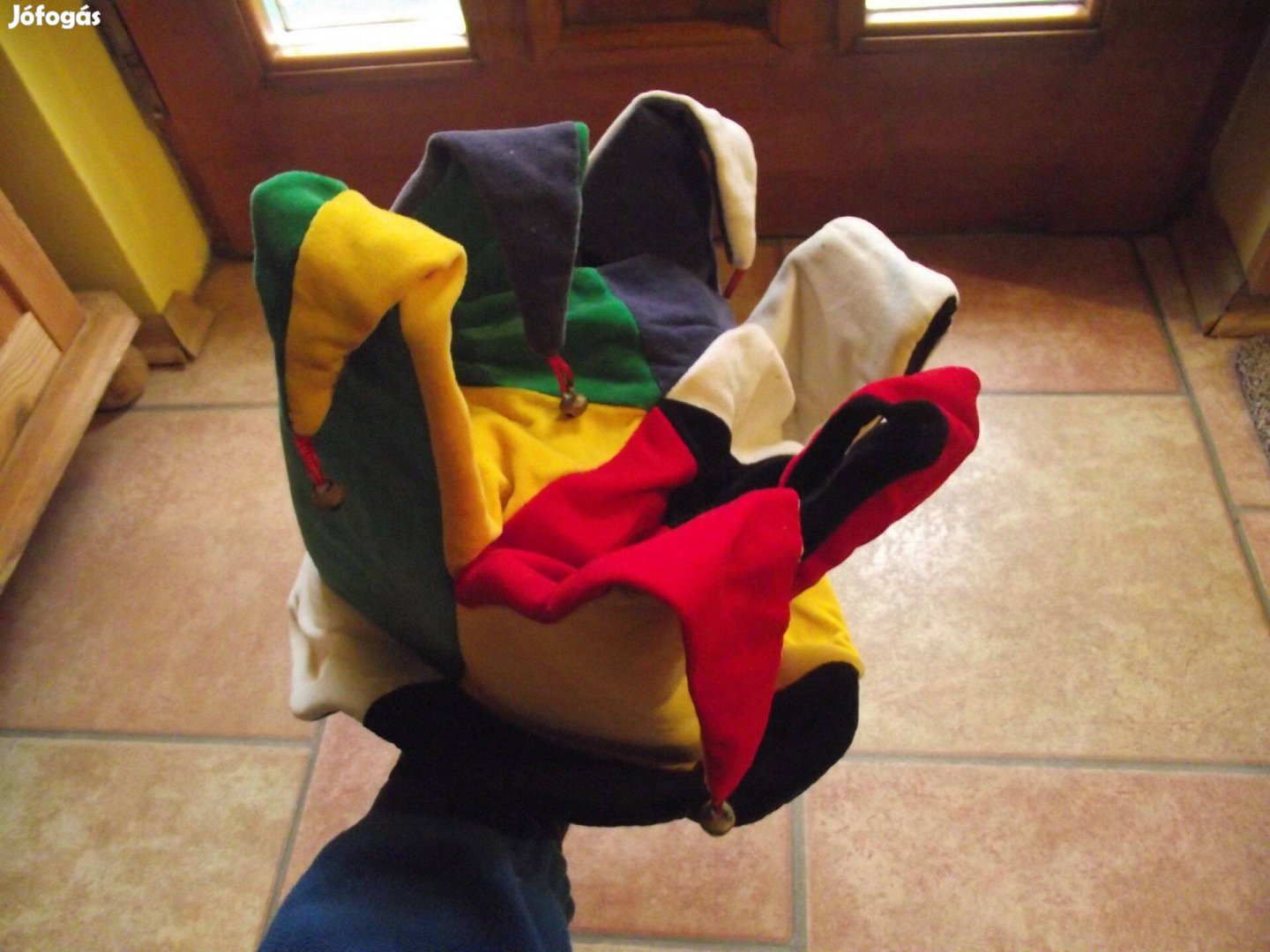 Bolond sapka csörgőkkel nepáli