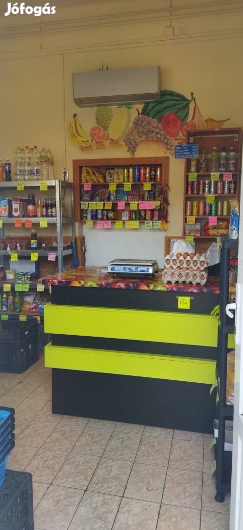 Bolti kellékek eladók!