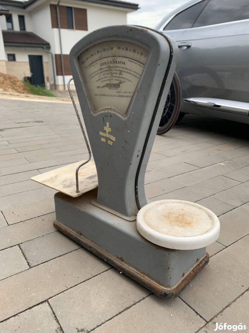 Bolti mérleg fellelt állapotban