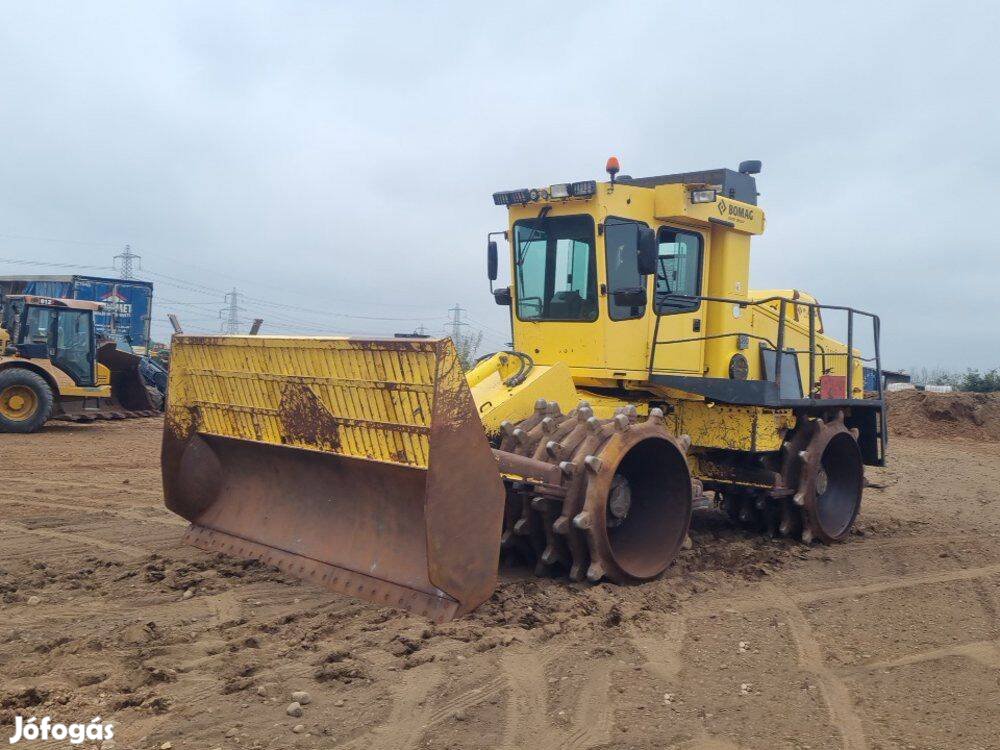 Bomag BC722 RB2 hulladék kompaktor