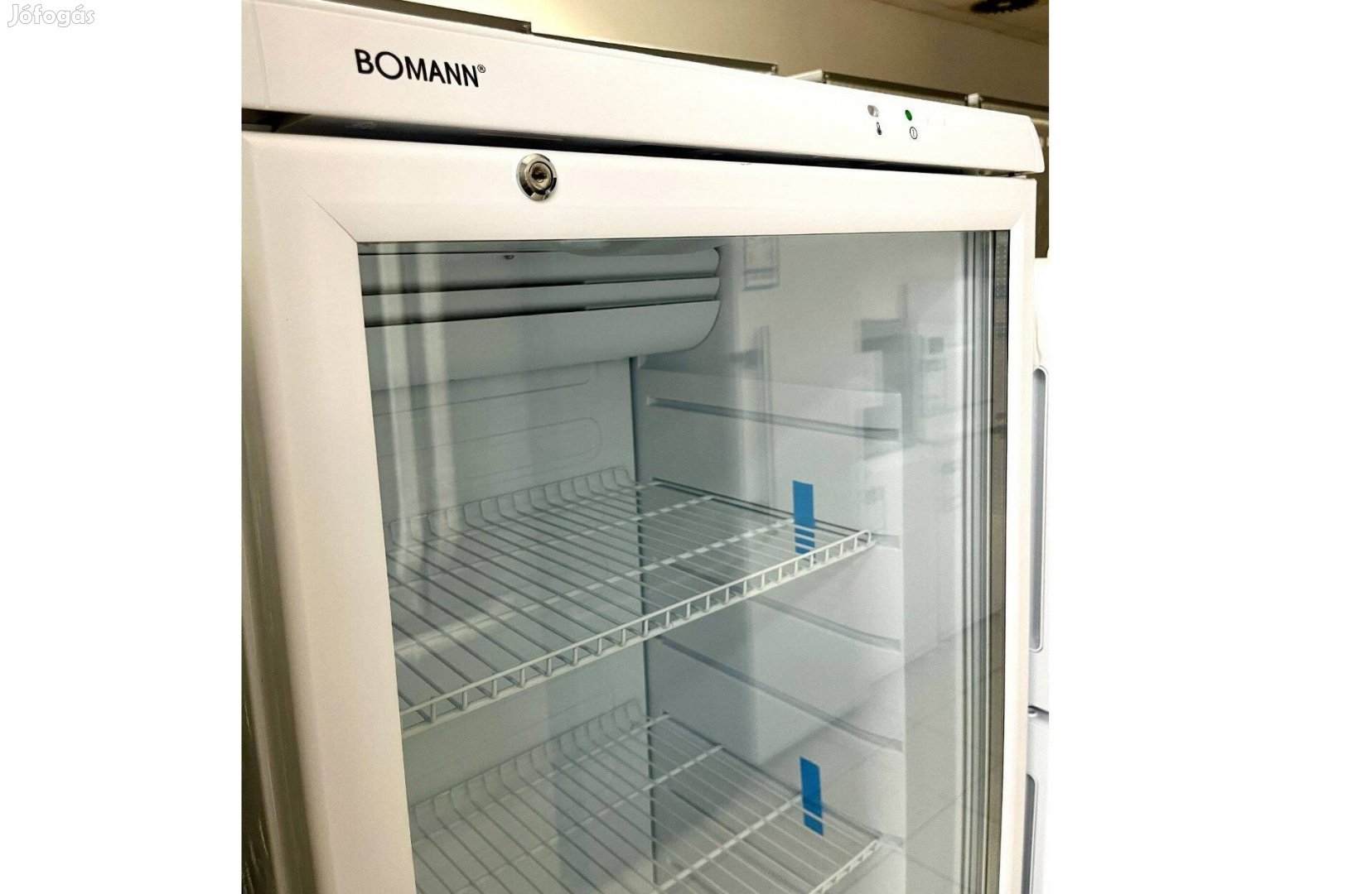 Bomann üvegajtós hűtő - italhűtő - borhűtő, A+++, Bolti Garancia
