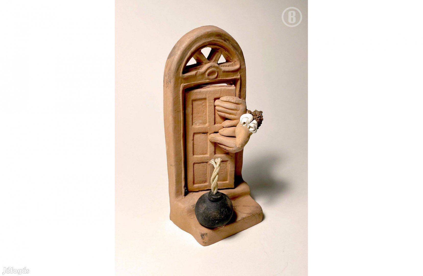 Bombás varjú kerámia 12,5 cm - - - Csak személyesen!