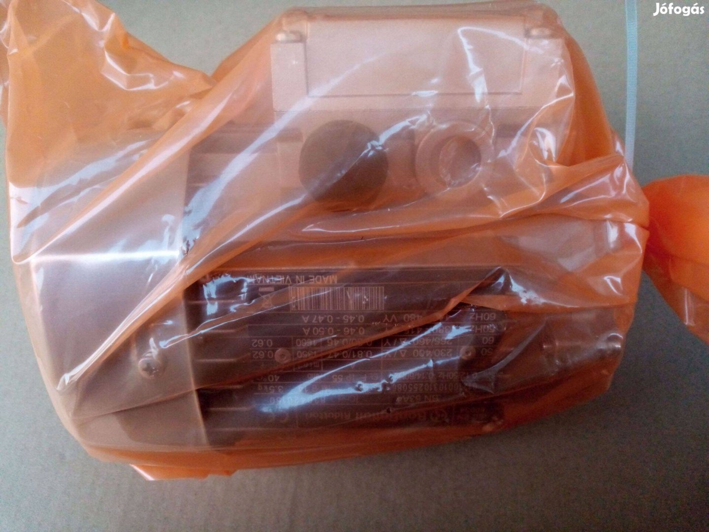 Bonfiglioli villanymotor 0.12kW, 1350perc, B14 kisperemes