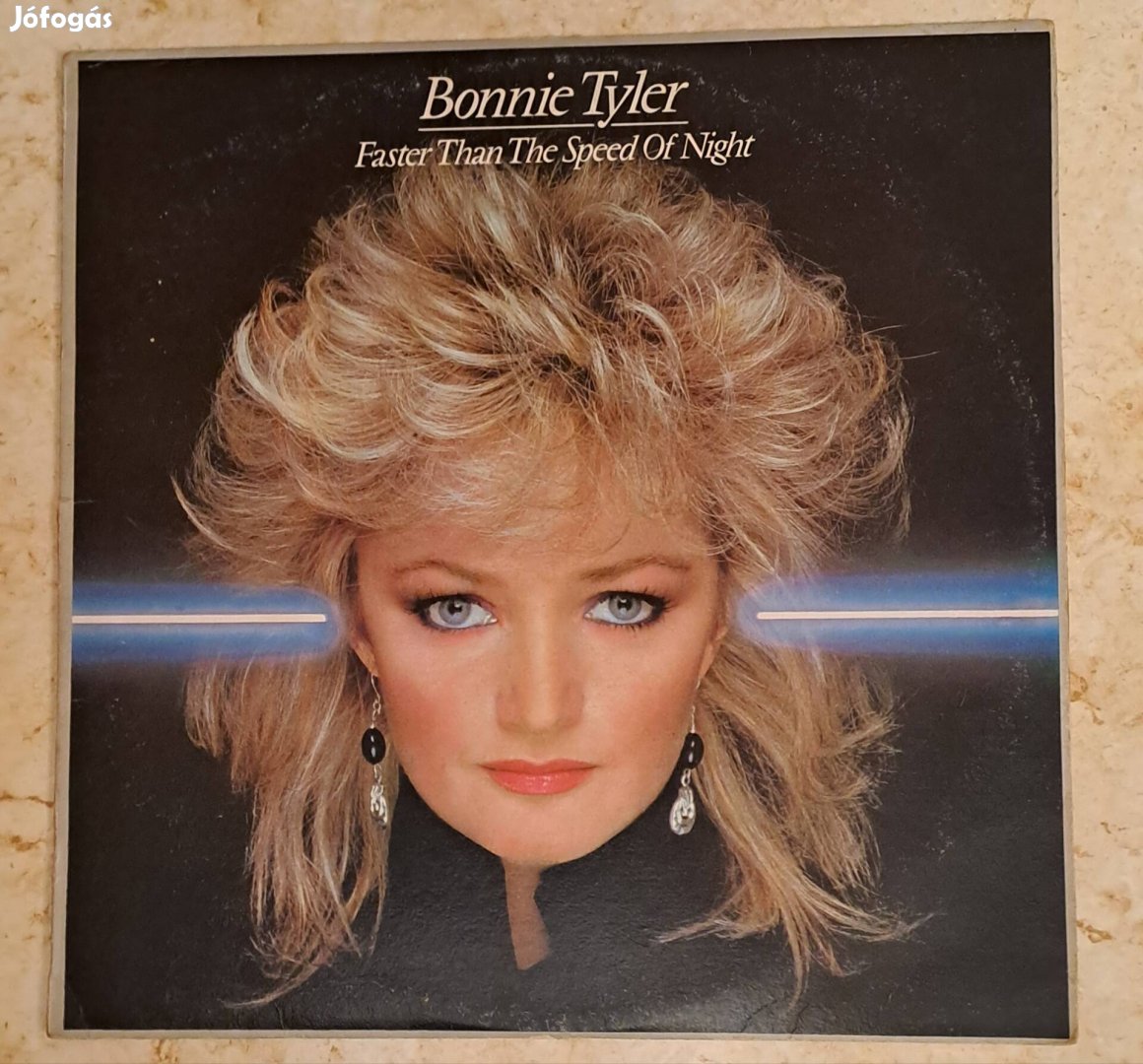 Bonnie Tyler bakelit lemeze újszerű állapotban 