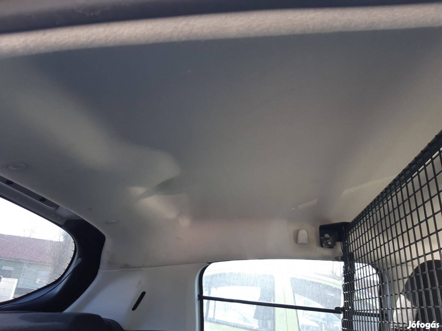 Bontásos: Peugeot 208 1.6 Blue HDI Van tetőkárpit