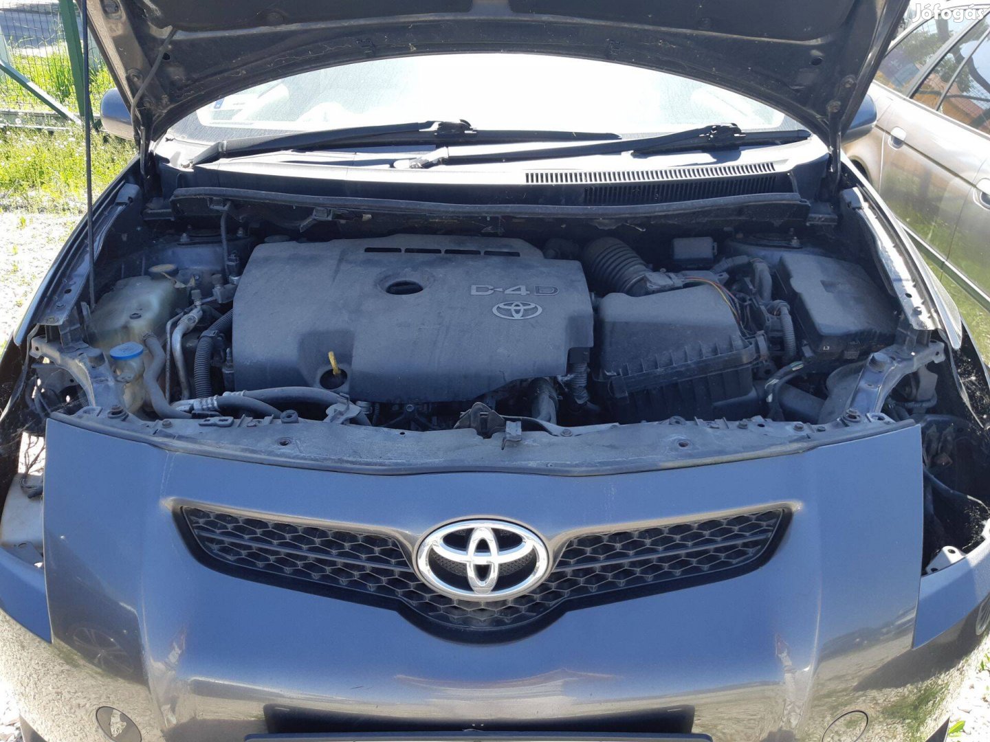 Bontásos: Toyota Auris 2.0 D-4D 2007es Executive Motor egyben