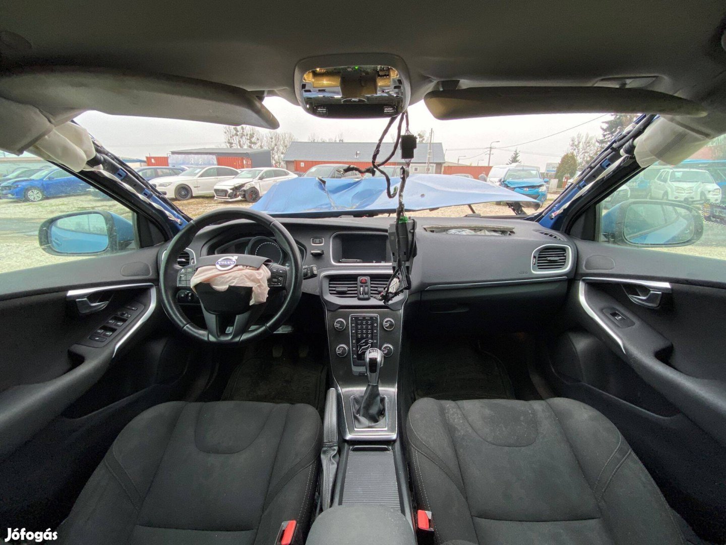 Bontásra: Volvo V40 1.6D kormány légzsák nélkül
