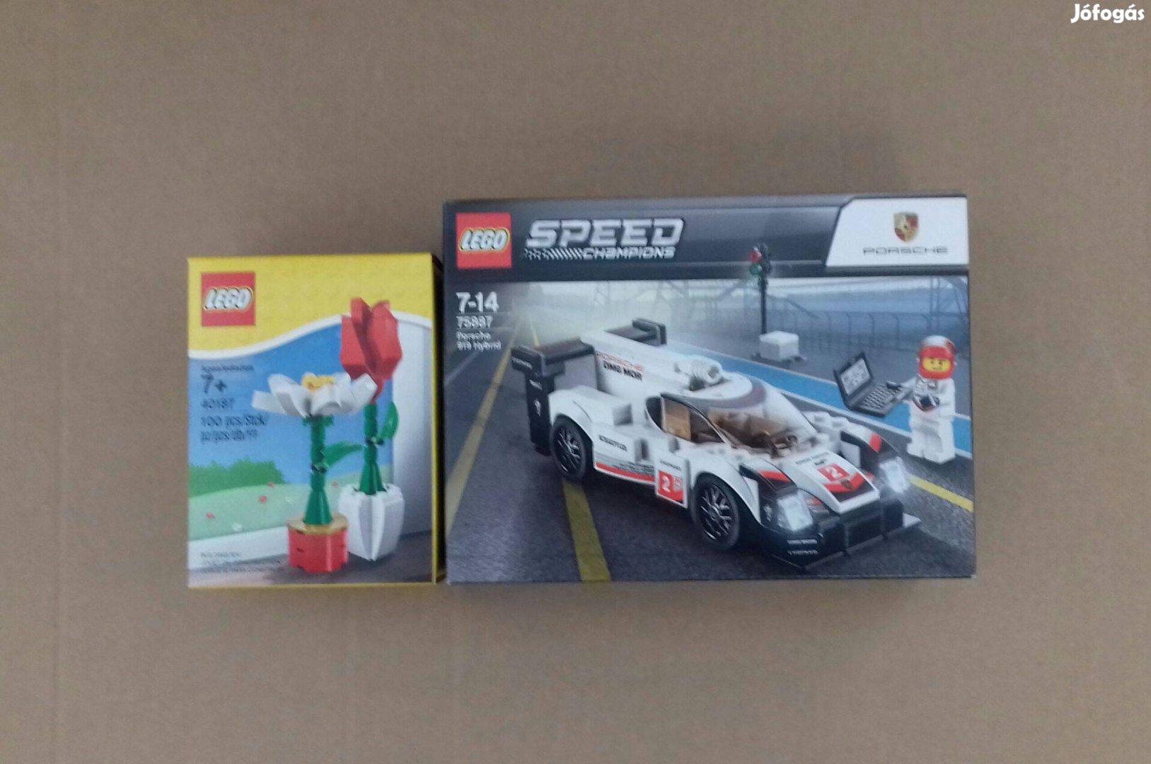 Bontatlan LEGO 40187 Virágok + Speed Champions 75887 Porsche 919 Foxár