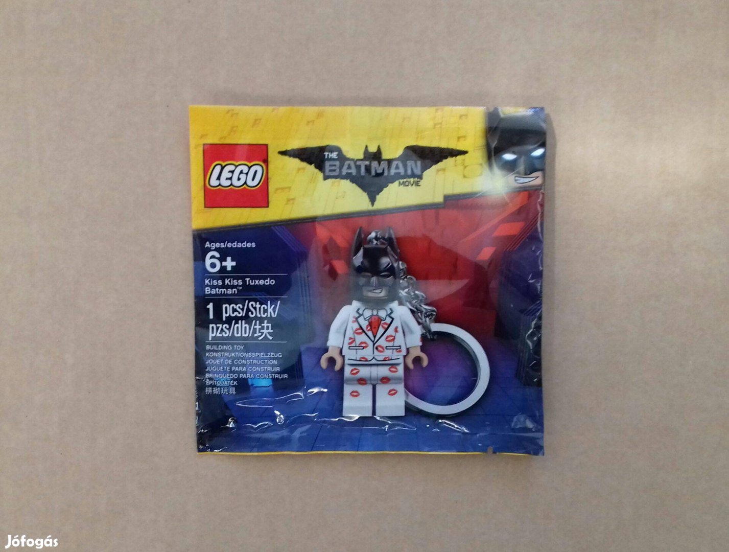 Bontatlan LEGO 5004928 Kiss Kiss Tuxedo Batman kulcstartó Levél csomag