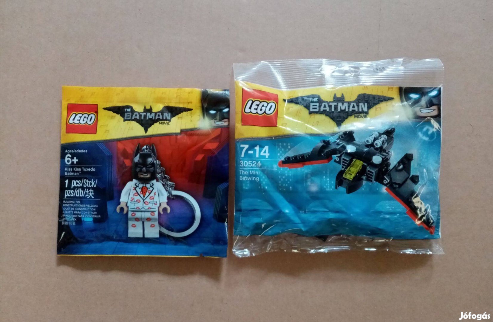 Bontatlan LEGO 5004928 Tuxedo Batman kulcstartó 30524