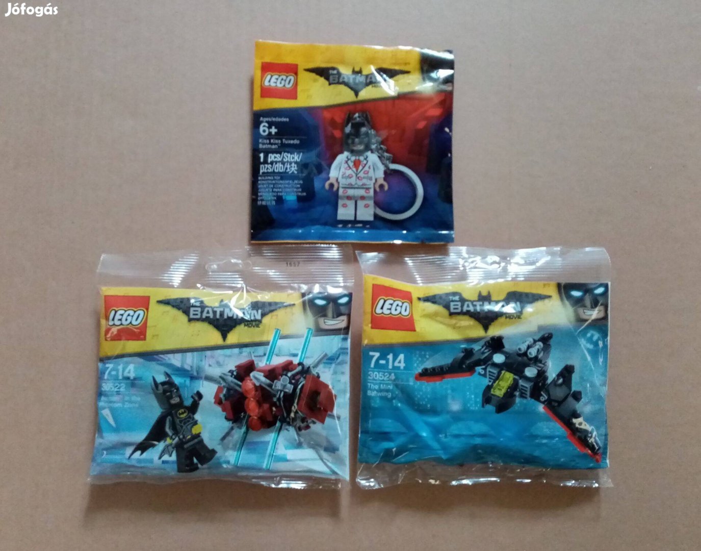 Bontatlan LEGO Batman 30522 Phantom + 30524 Batwing + 5004928 Foxárban