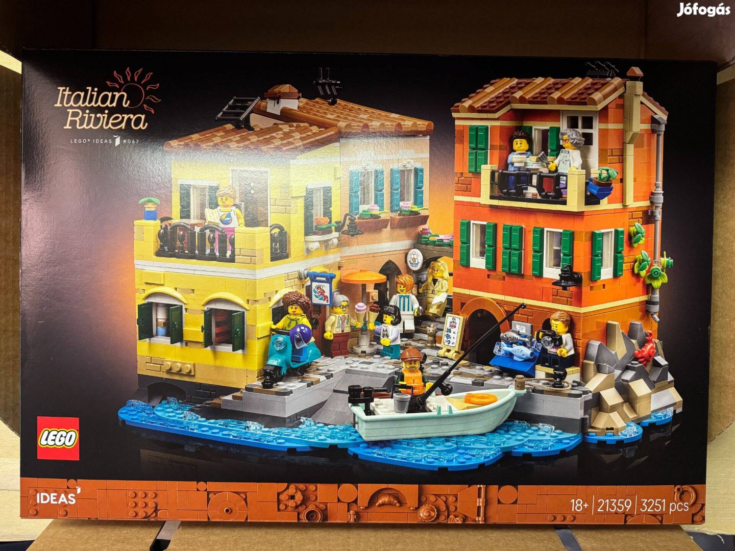 Bontatlan LEGO Ideas 21359 Olasz Riviéra