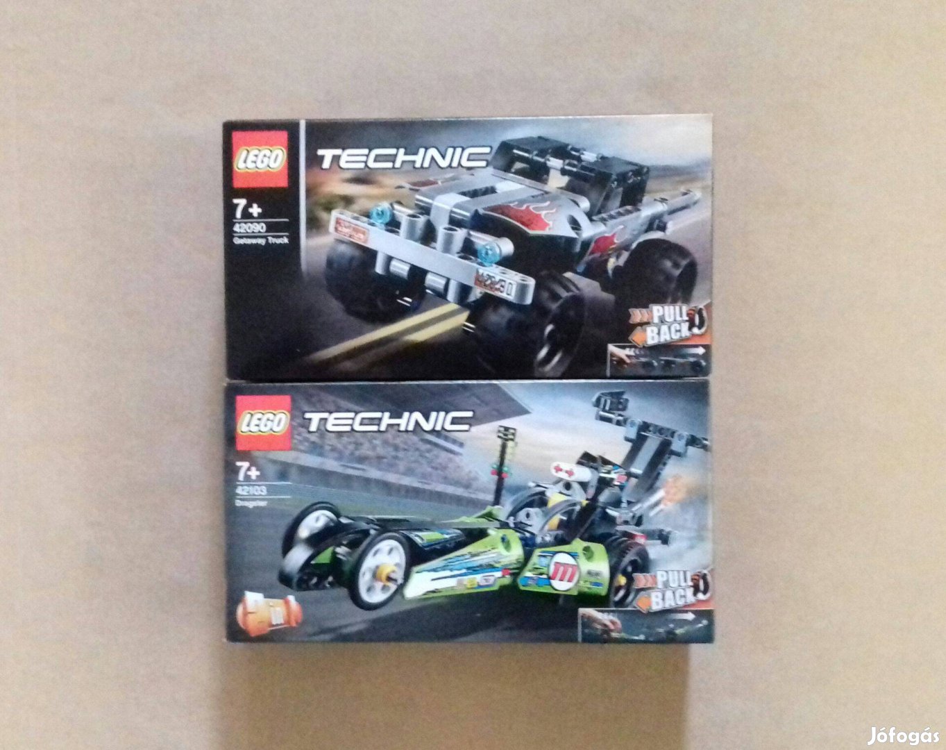 Bontatlan LEGO Technic 42090 Menekülő furgon + 42103 Dragster Fox.árba