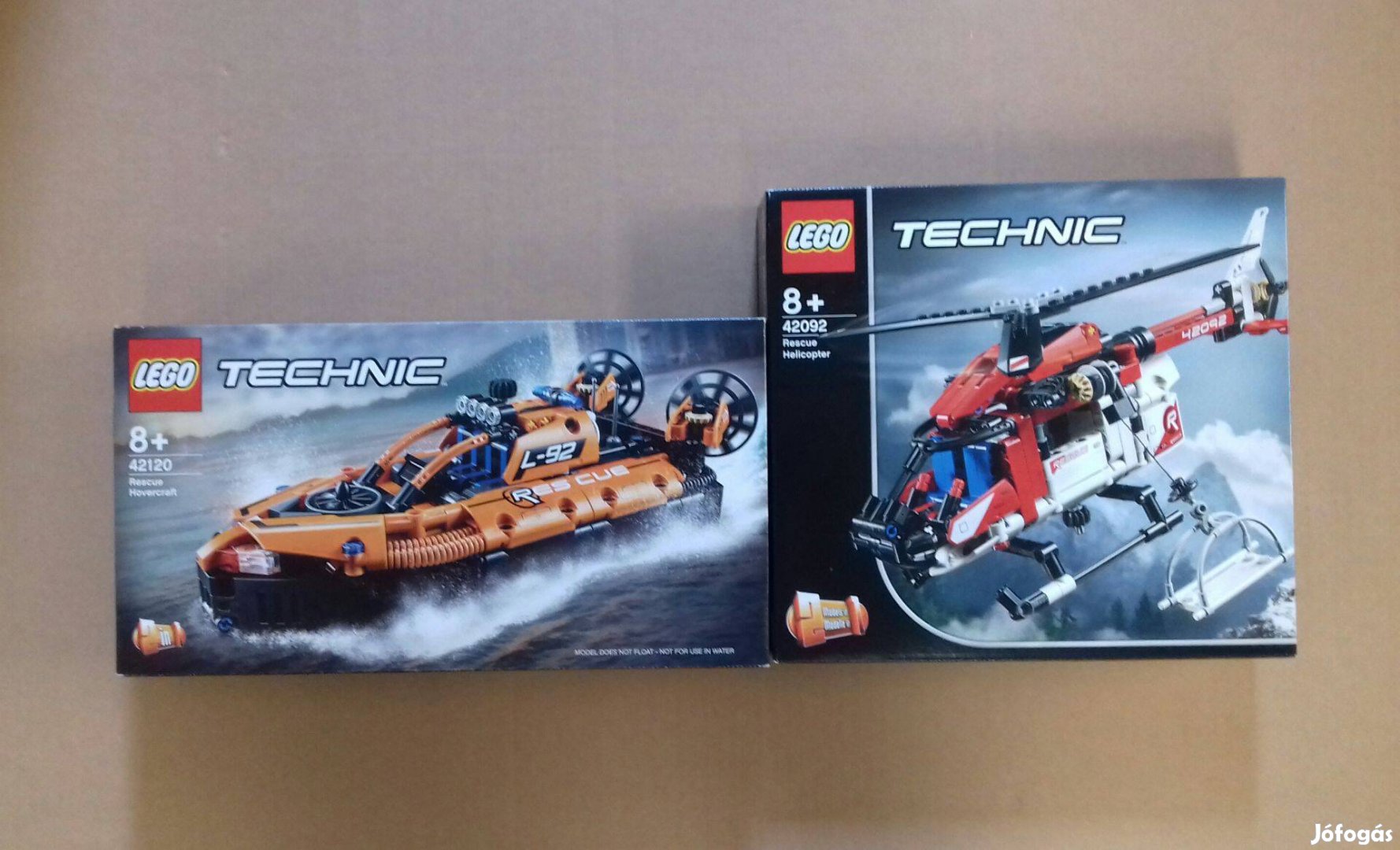 Bontatlan LEGO Technic 42092 Mentőhelikopter + 42120 Mentőjármű Foxárb