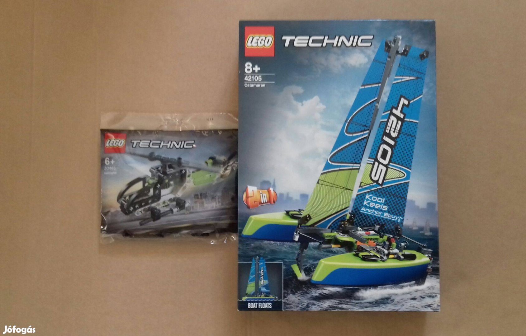Bontatlan LEGO Technic 42105 Katamarán + 30465 Helikopter Fox.az árban