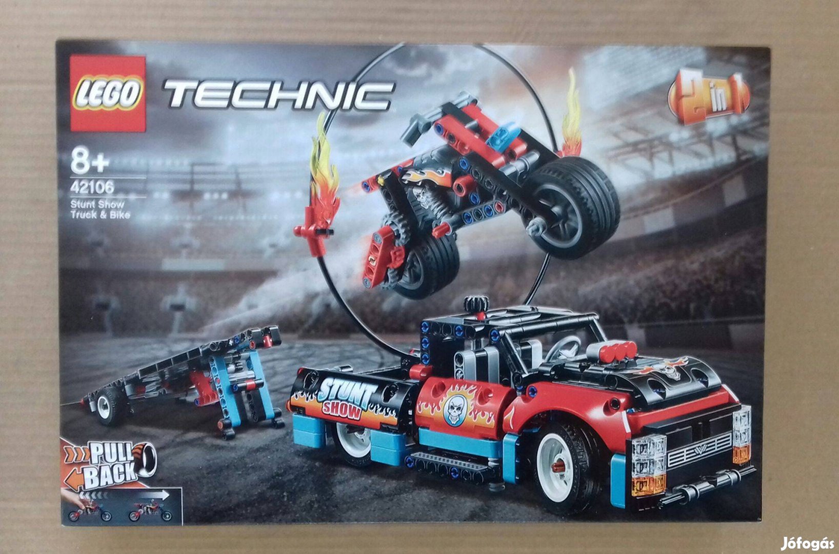 Bontatlan LEGO Technic 42106 Stunt Show Truck & Bike Creator Fox.árban