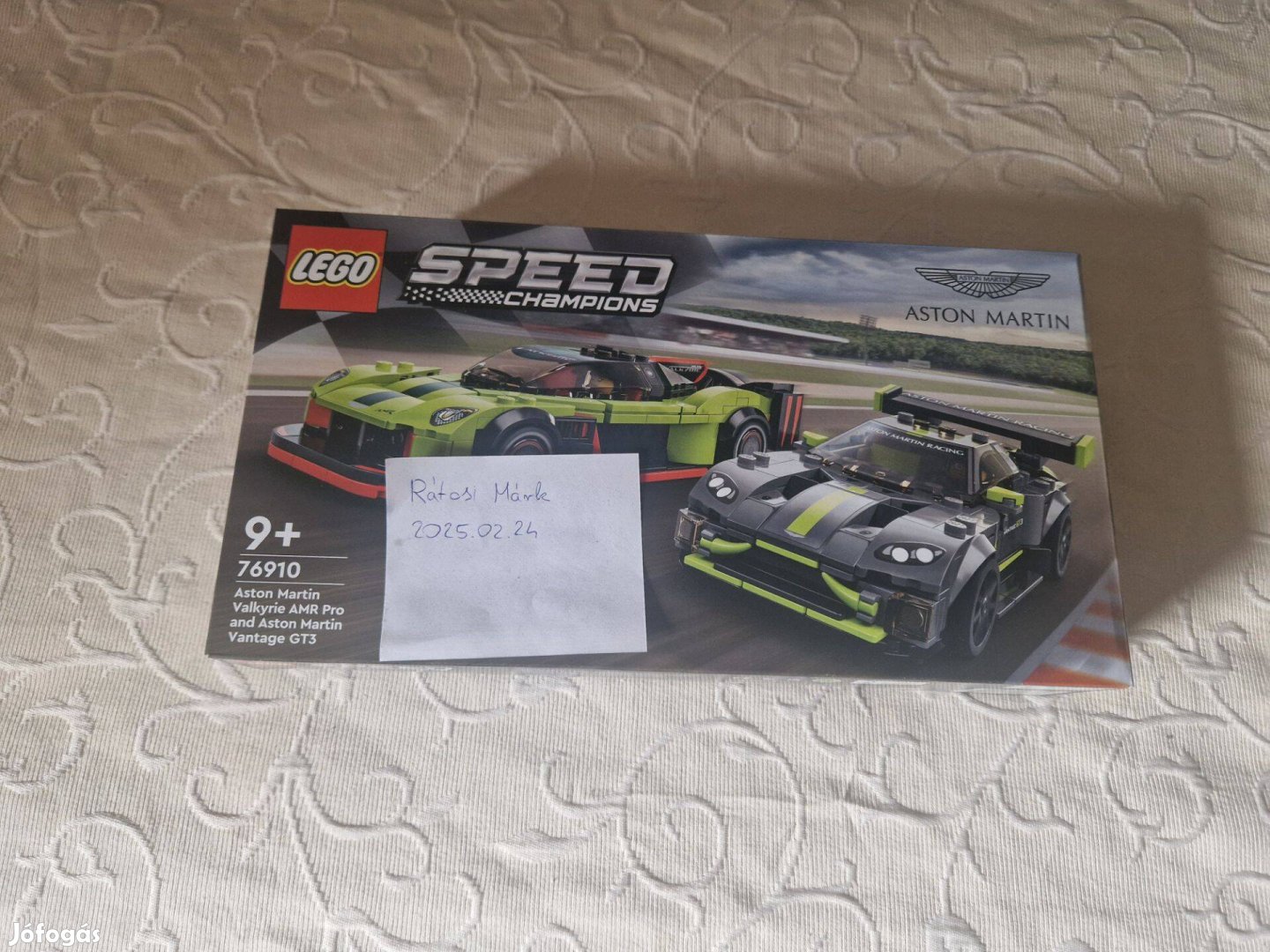 Bontatlan Lego SC 76910 Aston Martin
