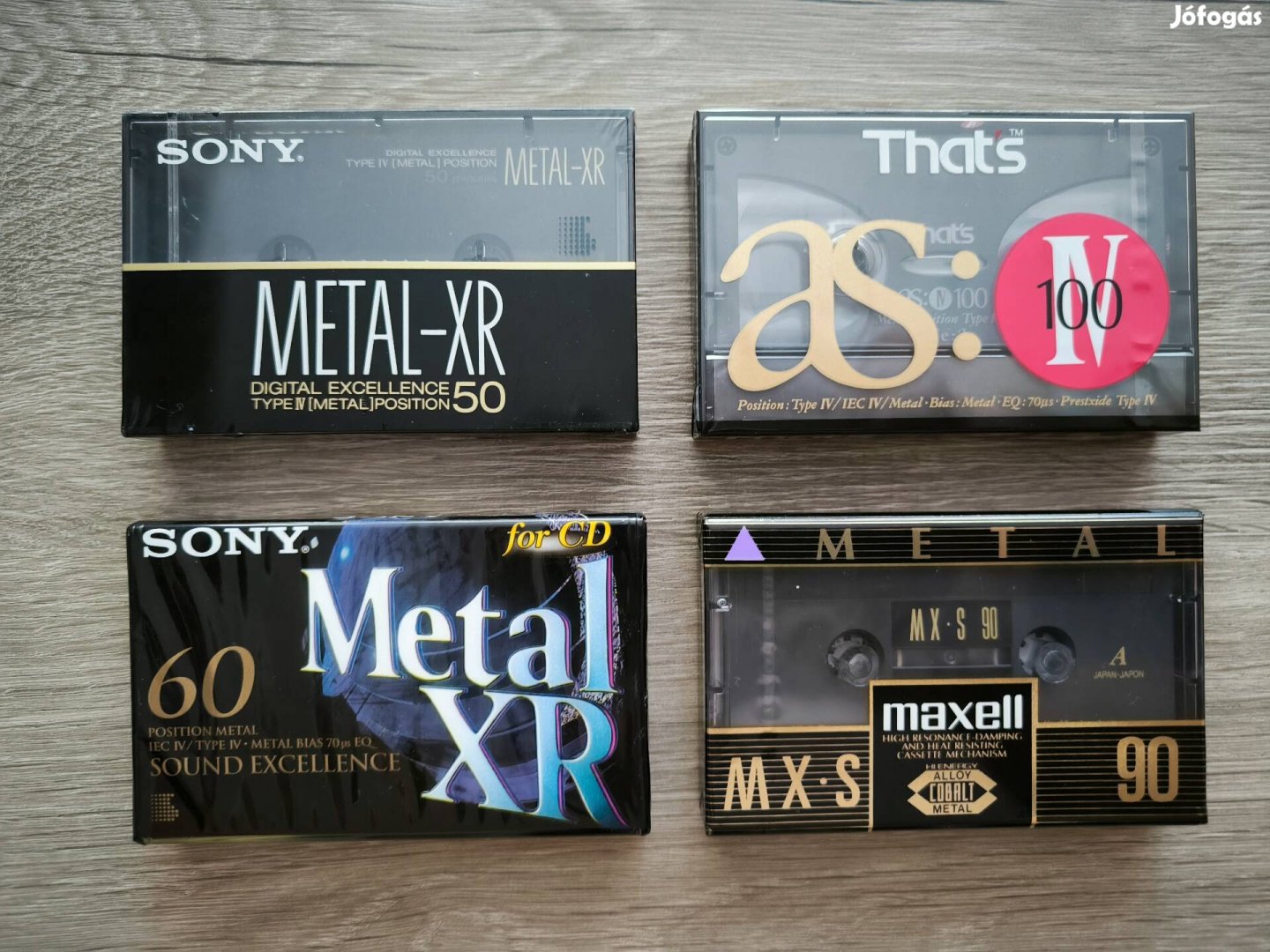 Bontatlan Metal kazetták egyben. Sony, Maxell, Thats