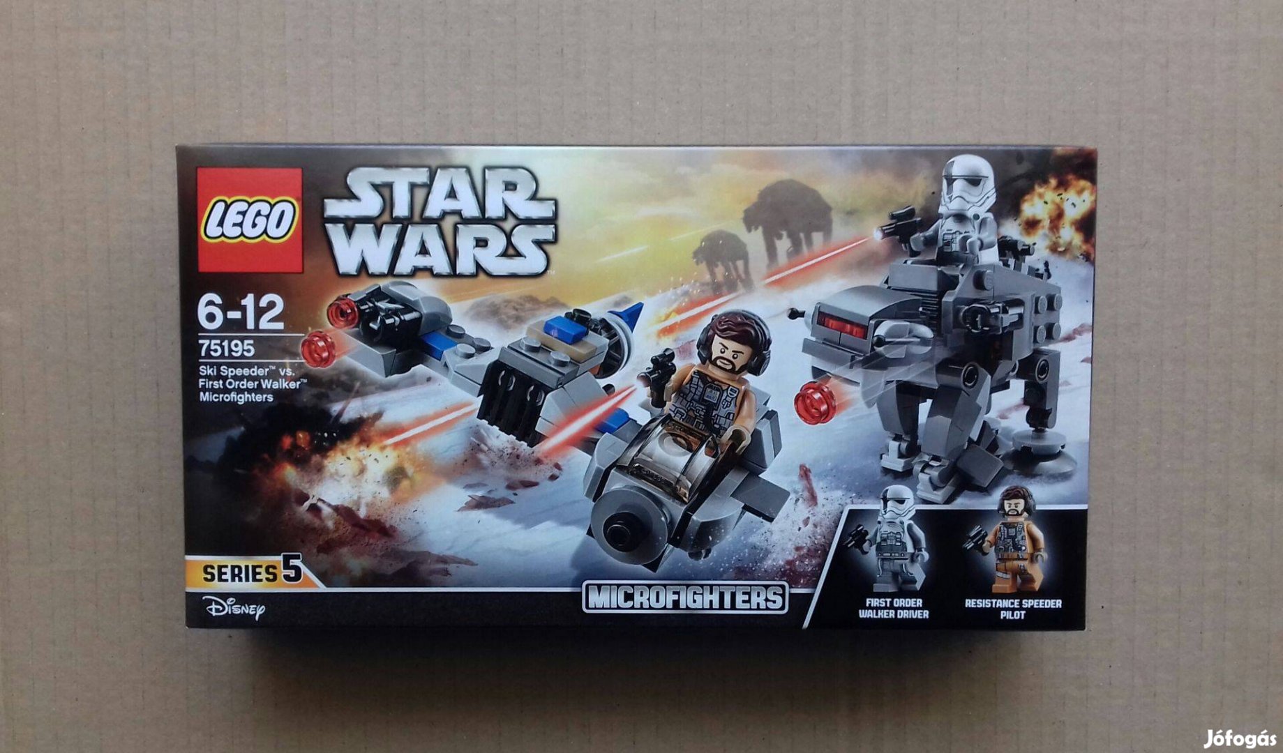 Bontatlan Star Wars LEGO 75195 Ski Speeder & Első rendi lépegető Foxár