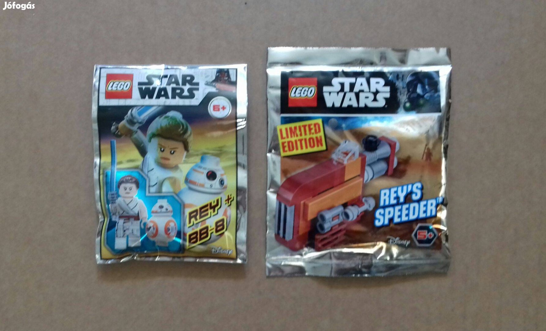Bontatlan Star Wars LEGO Rey + BB-8 minifigura + Rey siklója Fox.árban