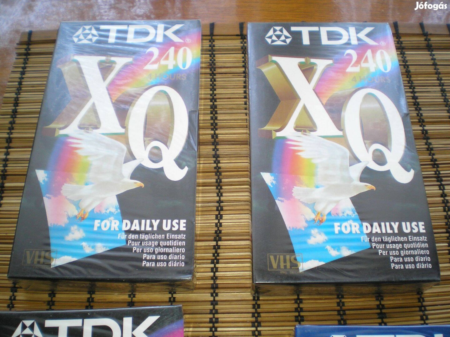 Bontatlan TDK VHS kazetta 240 perces többféle ár/db már csak 2 db van