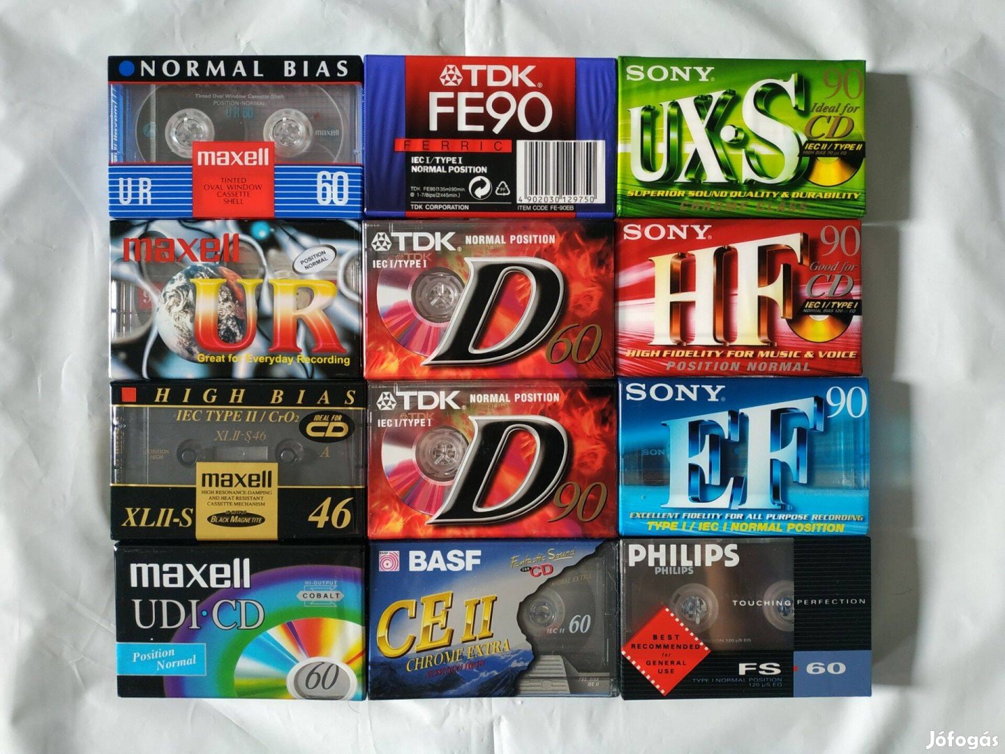 Bontatlan csomagolású magnókazetták