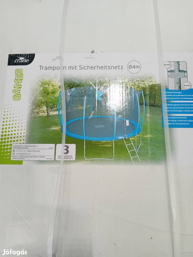 Bontatlan dobozában trambulin 