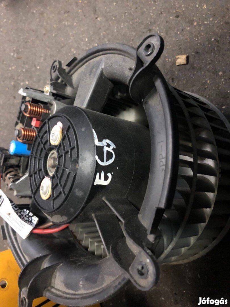 Bontott BMW E65 E66 mókuskerék