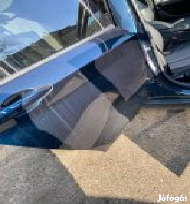 Bontott BMW F20 ajtó jobb hátsó