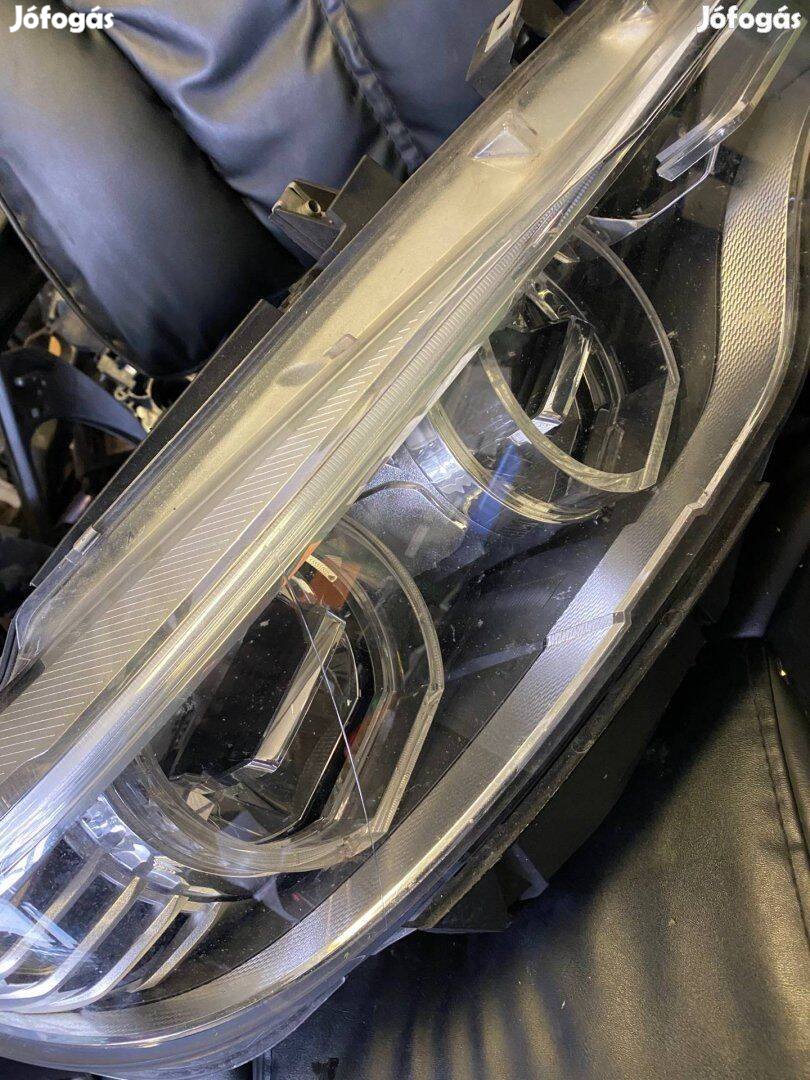 Bontott BMW F32 F33 F36 full led fényszóró